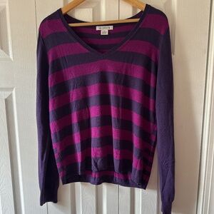 Liz Claiborne long sleeve sweater